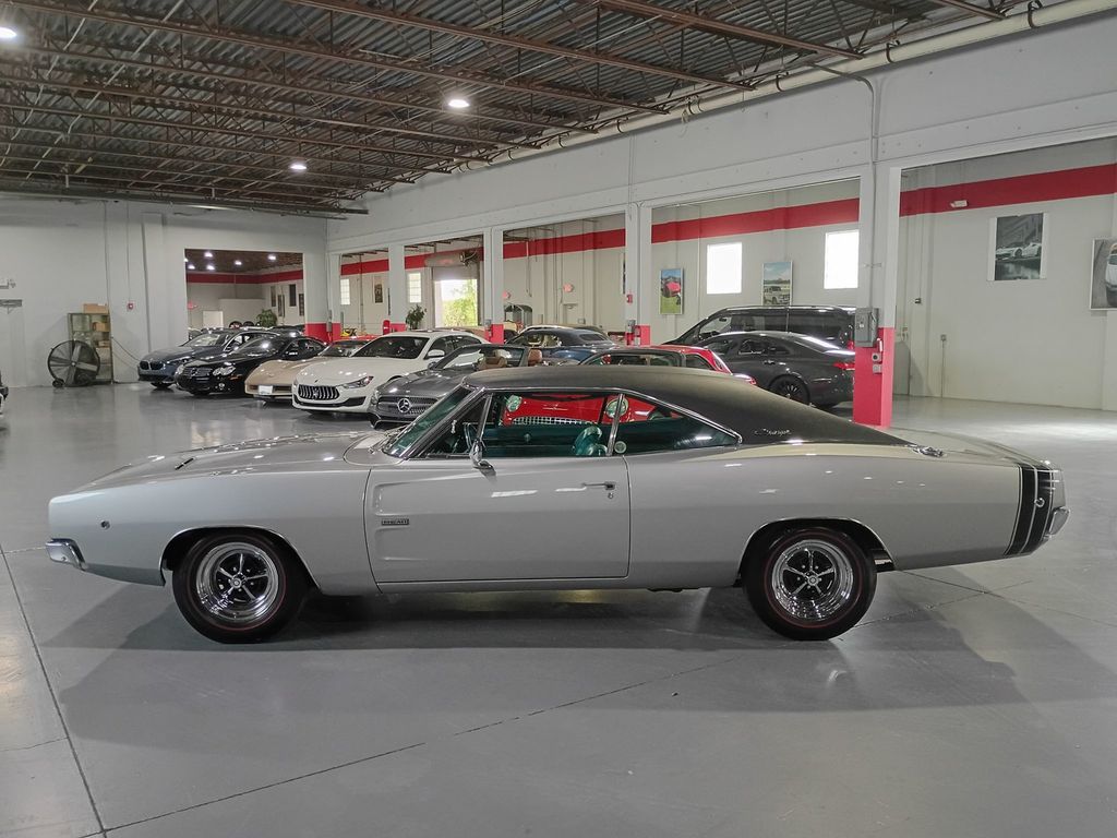 1968 Dodge Charger R/T 426 HEMI Collector Classic Show Car - 23091160 - 1