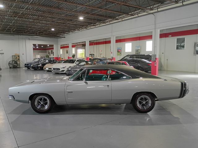 1968 Dodge Charger R/T 426 HEMI Collector Classic Show Car - 23091160 - 1
