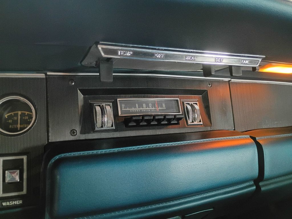 1968 Dodge Charger R/T 426 HEMI Collector Classic Show Car - 23091160 - 35