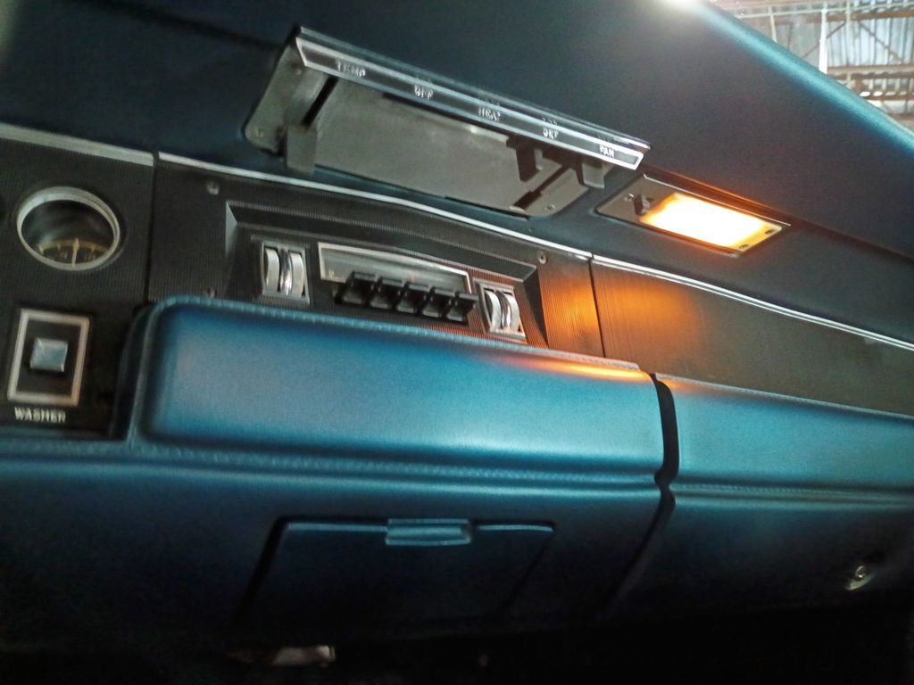 1968 Dodge Charger R/T 426 HEMI Collector Classic Show Car - 23091160 - 39