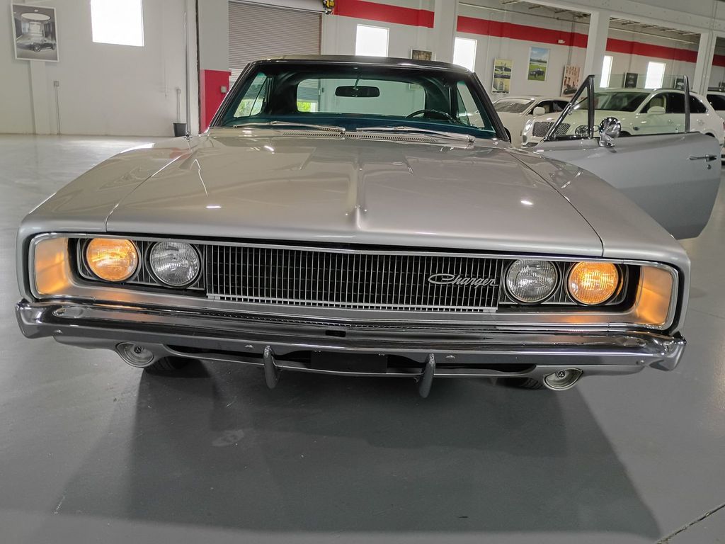 1968 Dodge Charger R/T 426 HEMI Collector Classic Show Car - 23091160 - 41