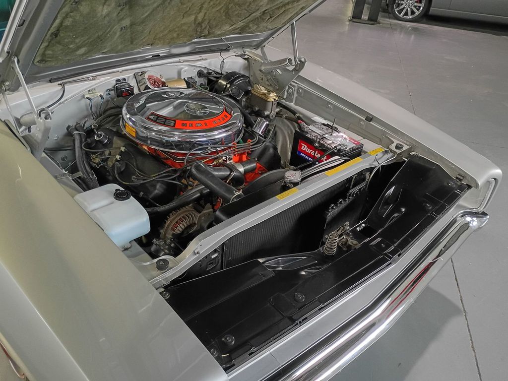 1968 Dodge Charger R/T 426 HEMI Collector Classic Show Car - 23091160 - 46