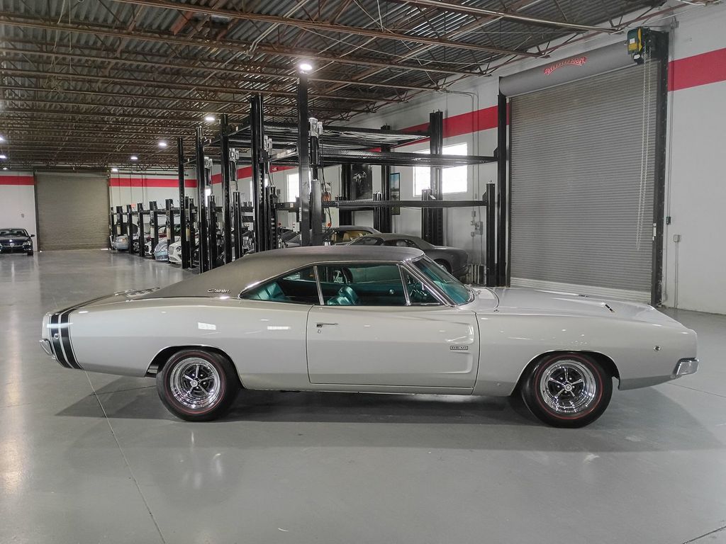 1968 Dodge Charger R/T 426 HEMI Collector Classic Show Car - 23091160 - 6