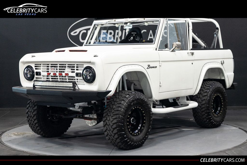 1968 Ford Bronco Restomod, Coyote 5.0L V8 430 HP, $200k+ build - 18078992 - 0