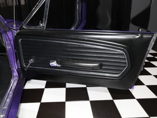 1968 Ford Mustang Violet Venom - 23056680 - 36