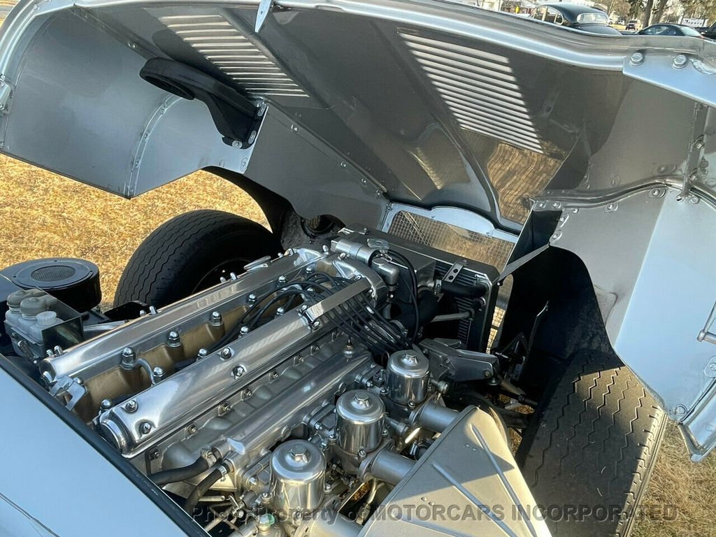 1968 Jaguar E-Type FHC 1968 JAGUAR E-TYPE FHC CUSTOM WIDE BODY - 21814369 - 30