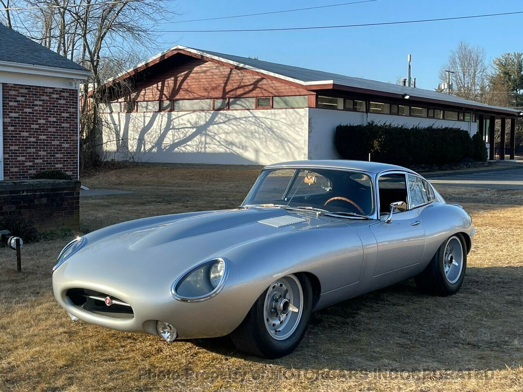 1968 Jaguar E-Type FHC 1968 JAGUAR E-TYPE FHC CUSTOM WIDE BODY - 21814369 - 4