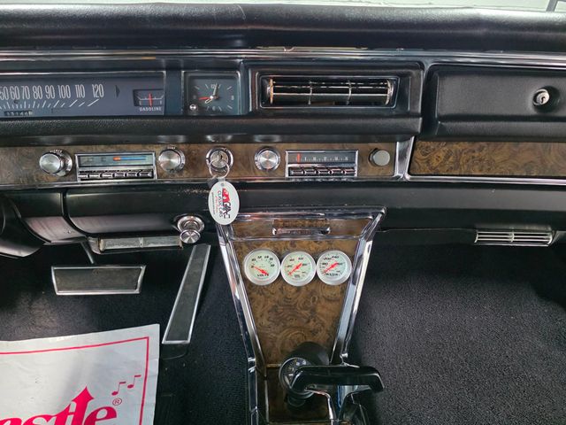 1968 Pontiac Grand Prix  - 23008145 - 16