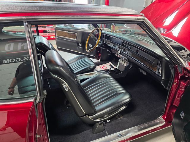 1968 Pontiac Grand Prix  - 23008145 - 23