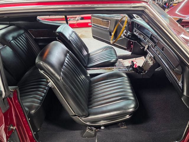 1968 Pontiac Grand Prix  - 23008145 - 24