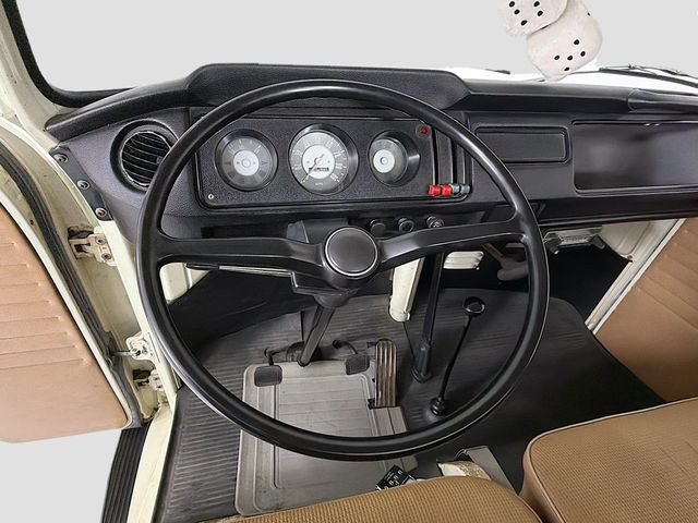 1968 Volkswagen Single Cab Truck  - 22989683 - 21