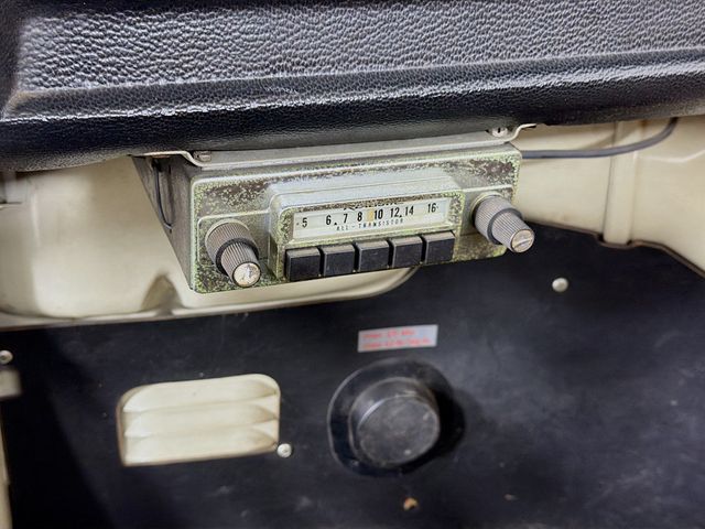 1968 Volkswagen Single Cab Truck  - 22989683 - 23