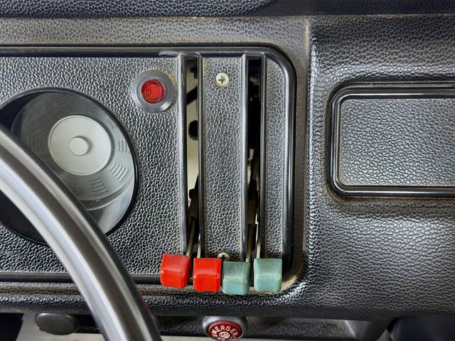 1968 Volkswagen Single Cab Truck  - 22989683 - 26