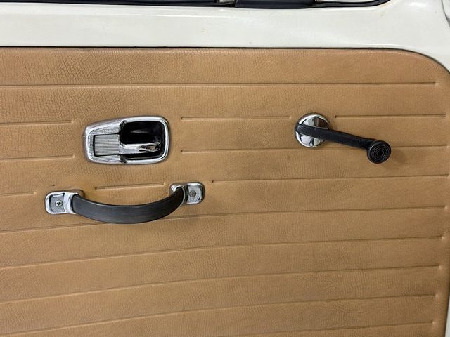 1968 Volkswagen Single Cab Truck  - 22989683 - 28