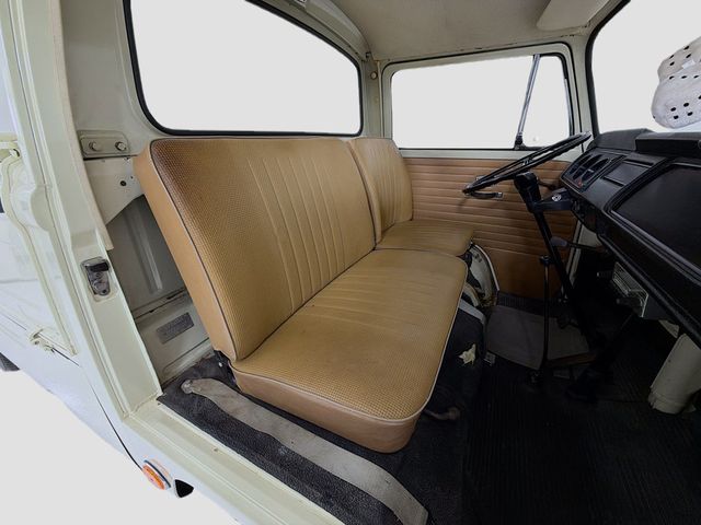 1968 Volkswagen Single Cab Truck  - 22989683 - 32