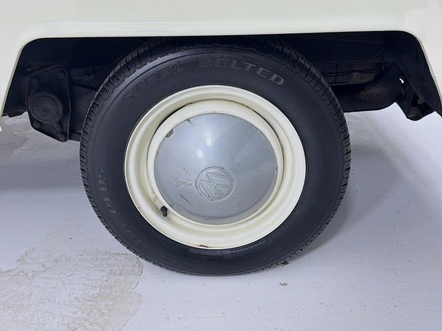1968 Volkswagen Single Cab Truck  - 22989683 - 35