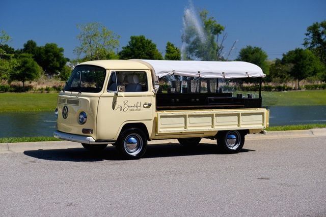 1968 Volkswagen Transporter Single Cab Bay Window - 22397793 - 19