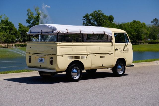 1968 Volkswagen Transporter Single Cab Bay Window - 22397793 - 39