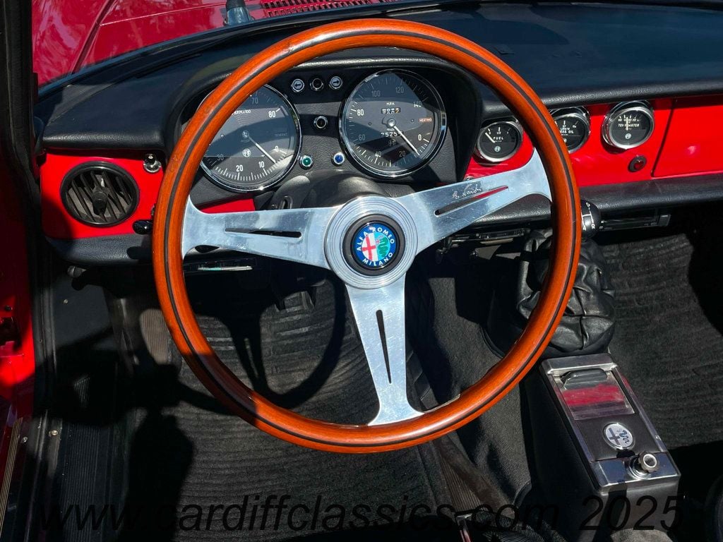 1969 Alfa Romeo Duetto Spider  - 22768498 - 11