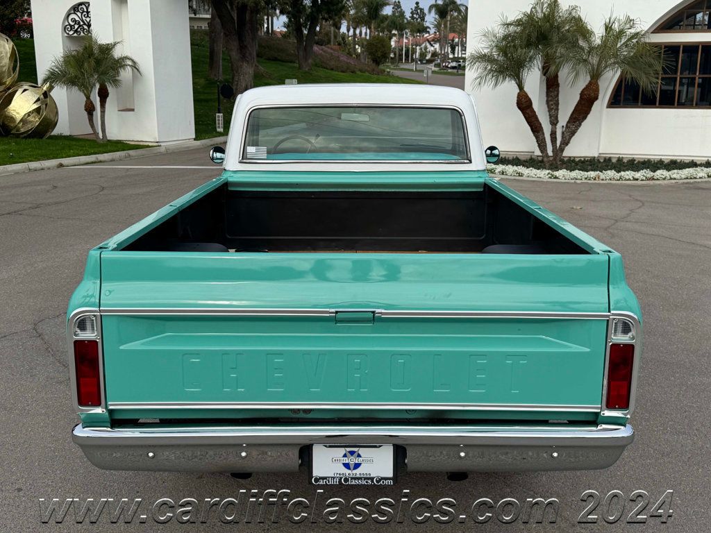 1969 Chevrolet C20 Pick-Up  - 22713984 - 10