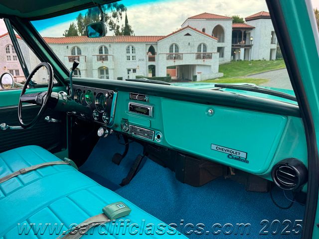 1969 Chevrolet C20 Pick-Up  - 22713984 - 12