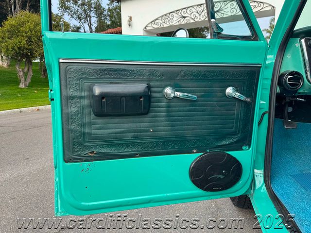 1969 Chevrolet C20 Pick-Up  - 22713984 - 15
