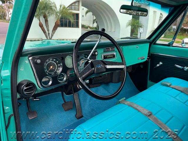 1969 Chevrolet C20 Pick-Up  - 22713984 - 1