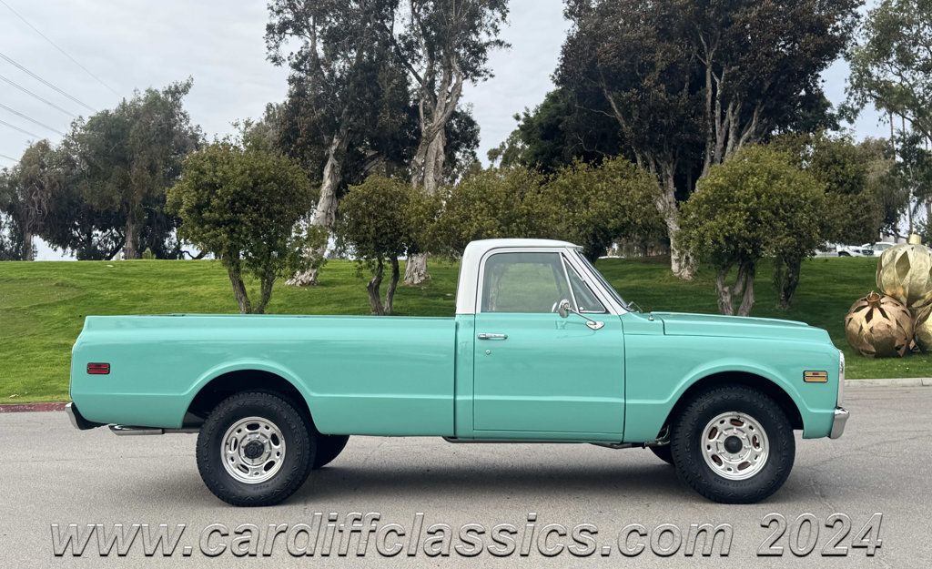 1969 Chevrolet C20 Pick-Up  - 22713984 - 3