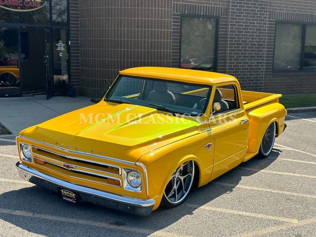 1969 Chevrolet C/K 10 Series BIG BLOCK 454 ON AIRRIDE CUSTOM PAINT - 22615498 - 3