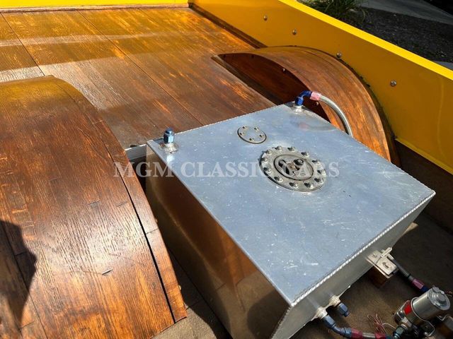 1969 Chevrolet C/K 10 Series BIG BLOCK 454 ON AIRRIDE CUSTOM PAINT - 22985789 - 10