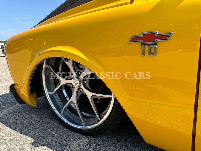 1969 Chevrolet C/K 10 Series BIG BLOCK 454 ON AIRRIDE CUSTOM PAINT - 22985789 - 12