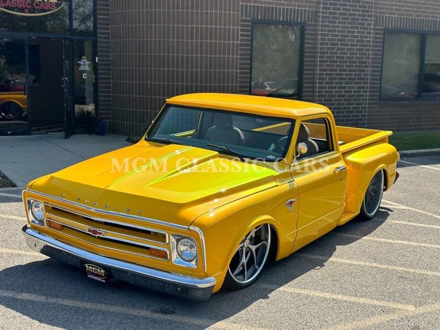 1969 Chevrolet C/K 10 Series BIG BLOCK 454 ON AIRRIDE CUSTOM PAINT - 22985789 - 3