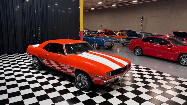 1969 Chevrolet Camaro 1st GENERATION RS HUGGER ORANGE AC BUCKETS - 22921261 - 10