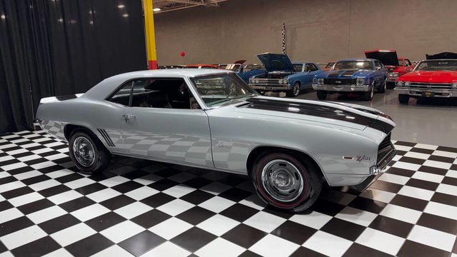 1969 Chevrolet Camaro FRESH RESTORED - CORTEZ SILVER - 12 BOLT - 22940458 - 10