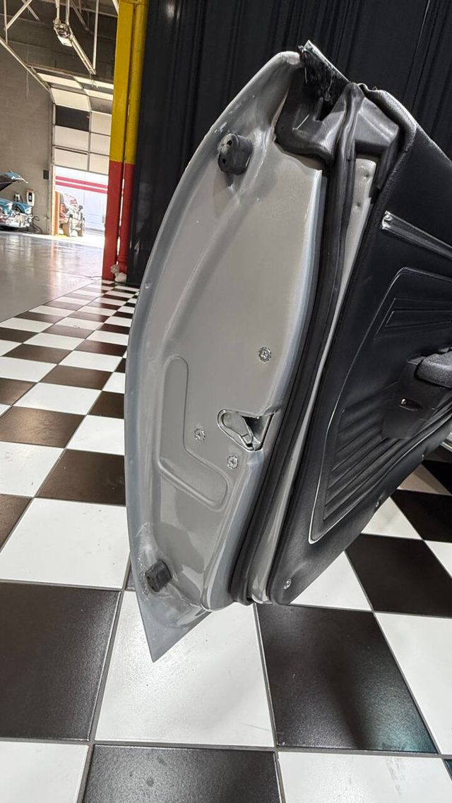 1969 Chevrolet Camaro FRESH RESTORED - CORTEZ SILVER - 12 BOLT - 22940458 - 39