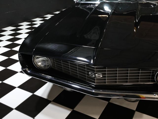 1969 Chevrolet Camaro PRO TOURING RESTOMOD 454-AC - 23044809 - 12