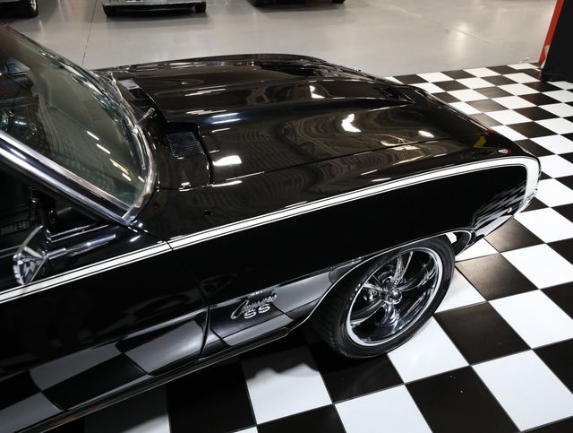 1969 Chevrolet Camaro PRO TOURING RESTOMOD 454-AC - 23044809 - 17