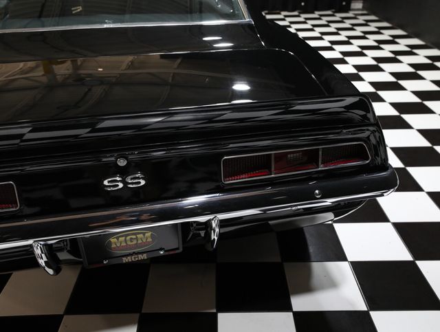 1969 Chevrolet Camaro PRO TOURING RESTOMOD 454-AC - 23044809 - 21