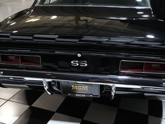 1969 Chevrolet Camaro PRO TOURING RESTOMOD 454-AC - 23044809 - 22