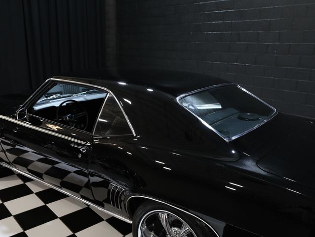 1969 Chevrolet Camaro PRO TOURING RESTOMOD 454-AC - 23044809 - 29