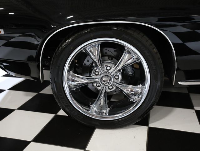 1969 Chevrolet Camaro PRO TOURING RESTOMOD 454-AC - 23044809 - 35