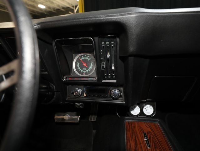 1969 Chevrolet Camaro PRO TOURING RESTOMOD 454-AC - 23044809 - 57