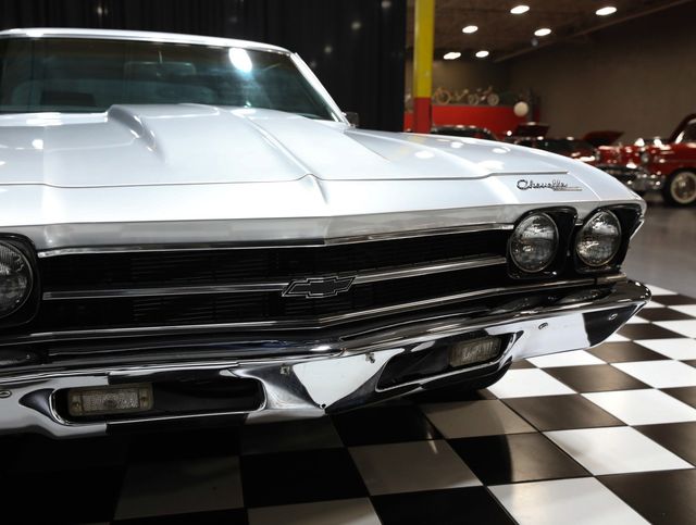 1969 Chevrolet Chevelle BIG BLOCK - SHOW PIECE - 23056689 - 9