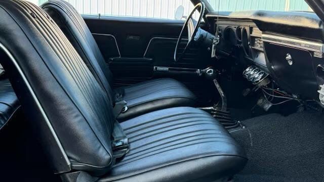 1969 Chevrolet Chevelle POWERFUL BIG BLOCK ENGINE - HURST 4 SPEED - 22980012 - 18