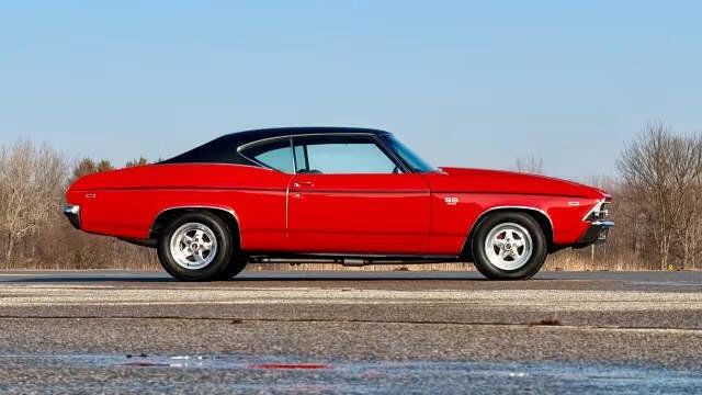 1969 Chevrolet Chevelle POWERFUL BIG BLOCK ENGINE - HURST 4 SPEED - 22980012 - 1