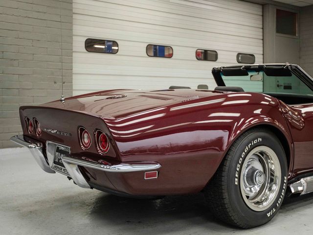 1969 CHEVROLET CORVETTE 427 Stingray Convertible 4-Speed - 22958677 - 56