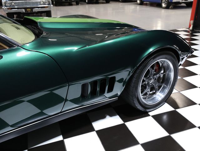 1969 Chevrolet Corvette Custom build 502 - Top shelf - 23056690 - 21
