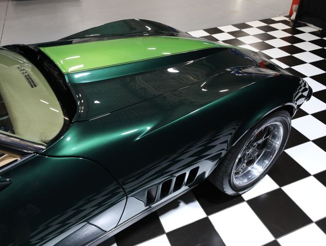 1969 Chevrolet Corvette Custom build 502 - Top shelf - 23056690 - 22