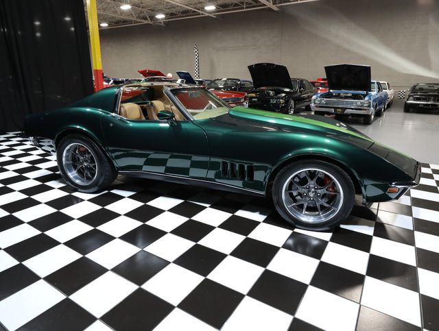 1969 Chevrolet Corvette Custom build 502 - Top shelf - 23056690 - 23