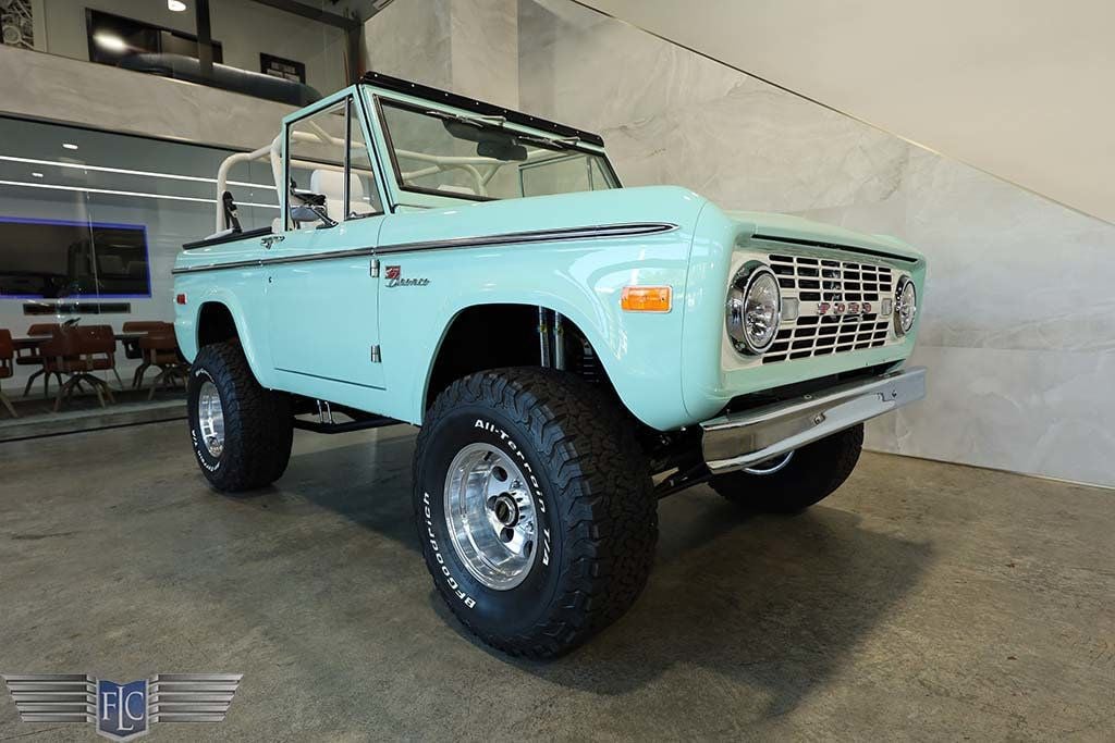 1969 Ford Bronco Sport Soft Top Convertible - 22983580 - 19